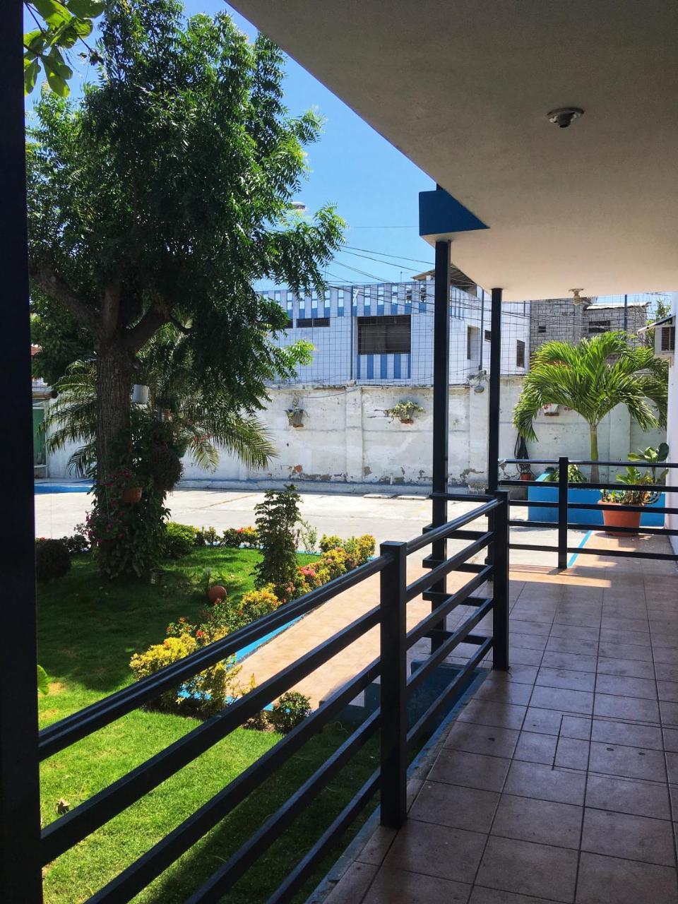 Hostal Albatros Манта Екстер'єр фото